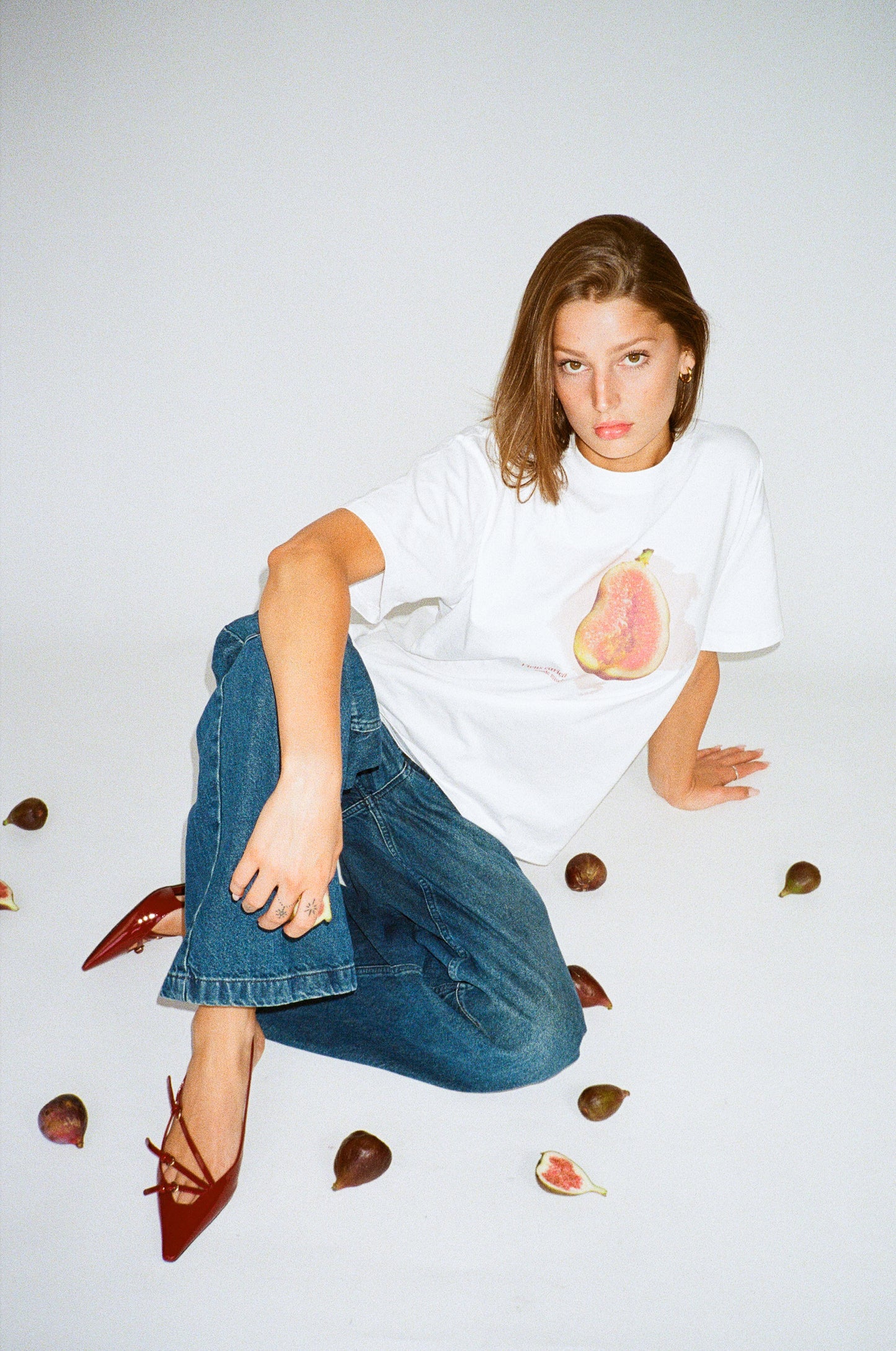 FIG TEE