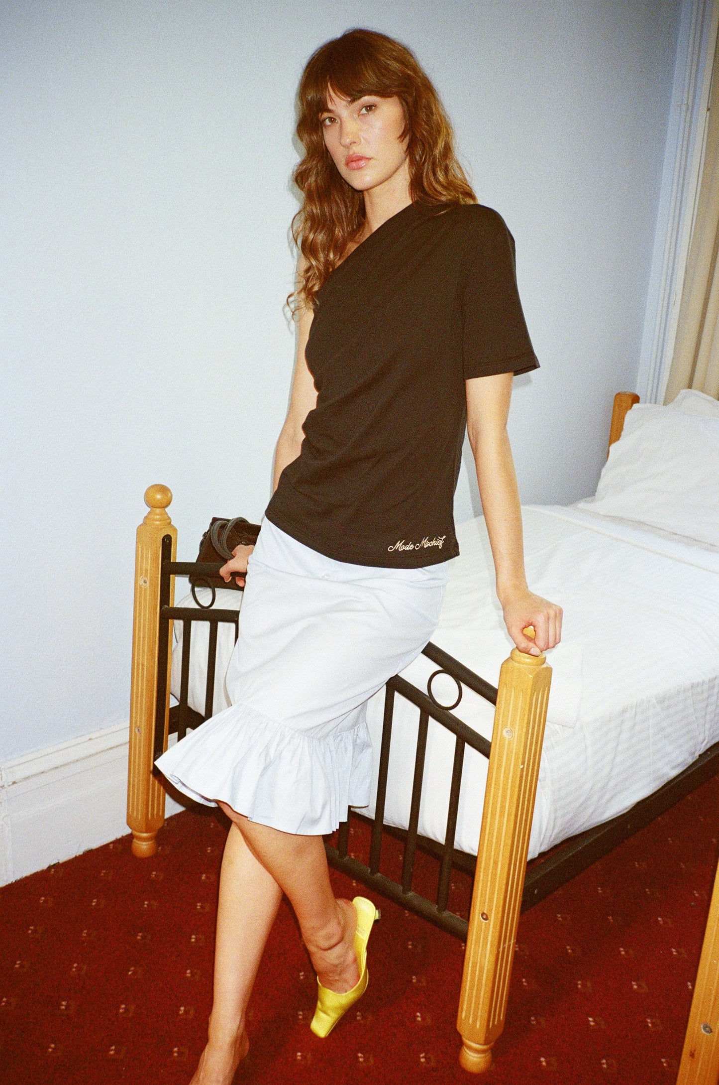 COLD SHOULDER TEE