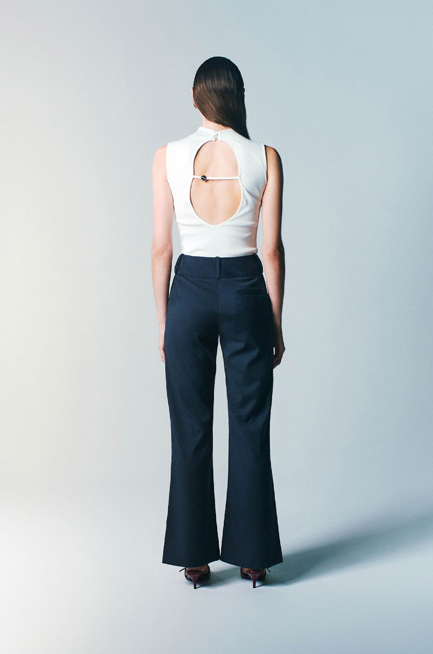 ELLIPSE CUT TANK