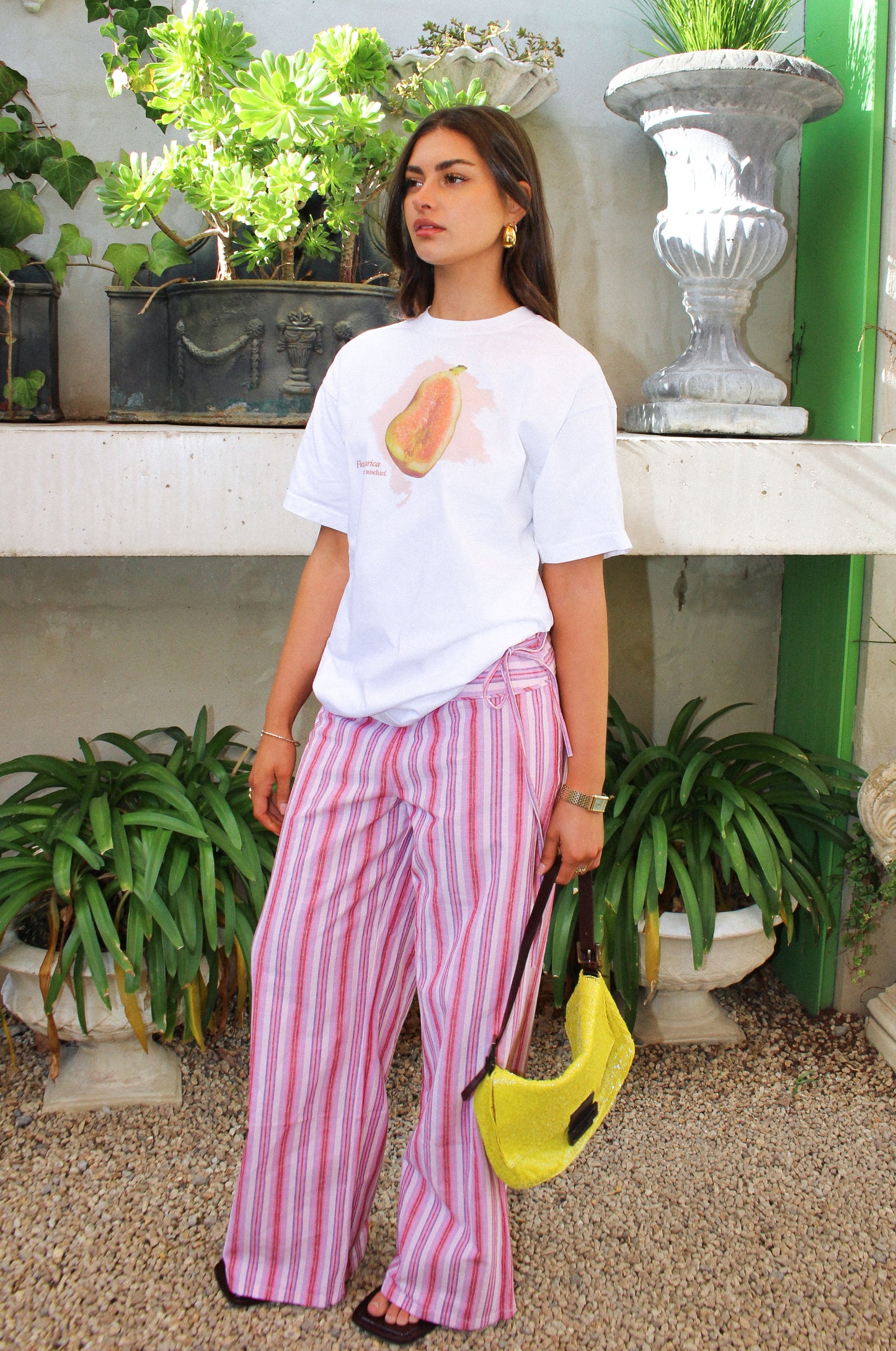 FIG TEE