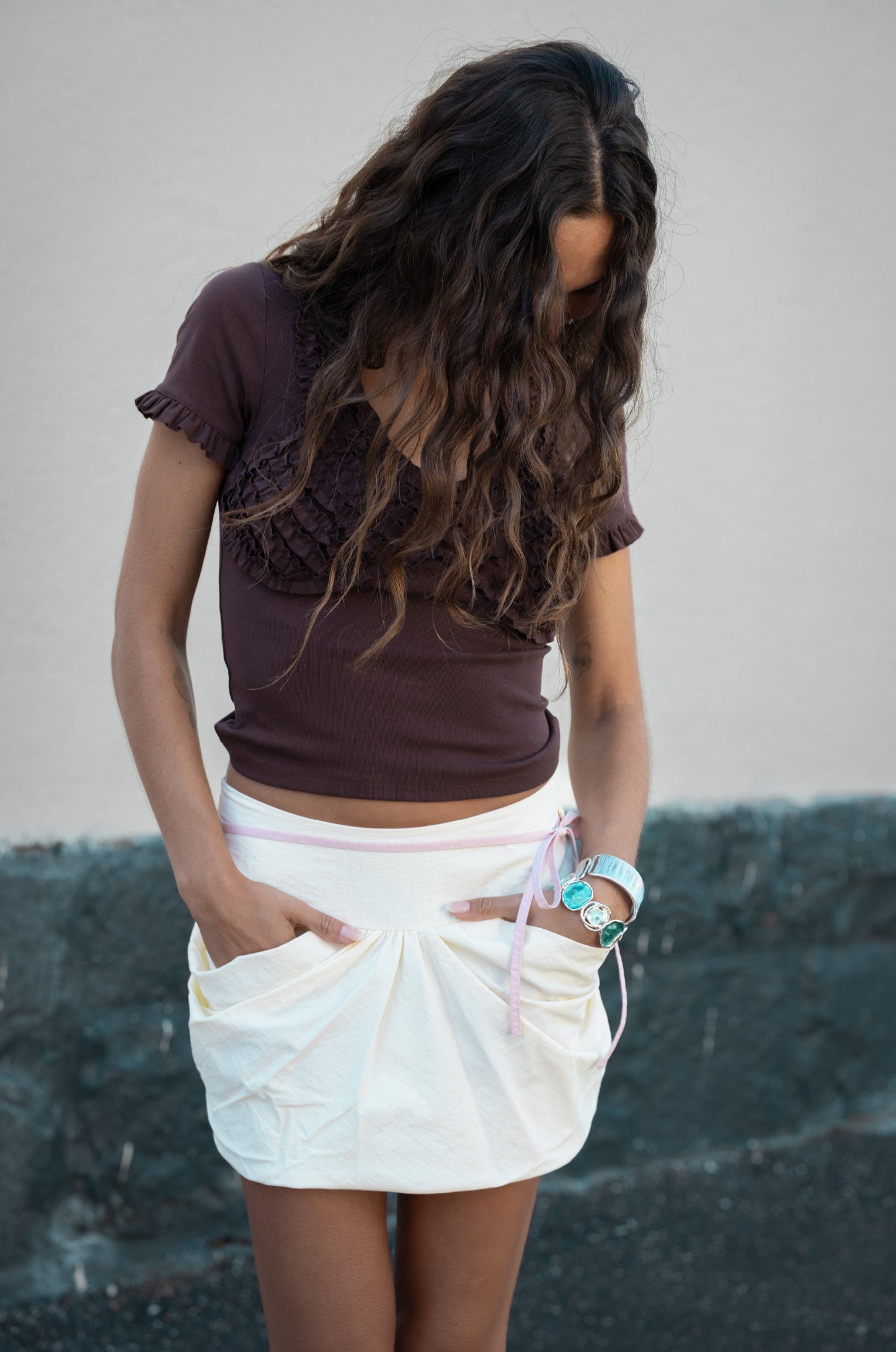 LULU RUFFLE TEE