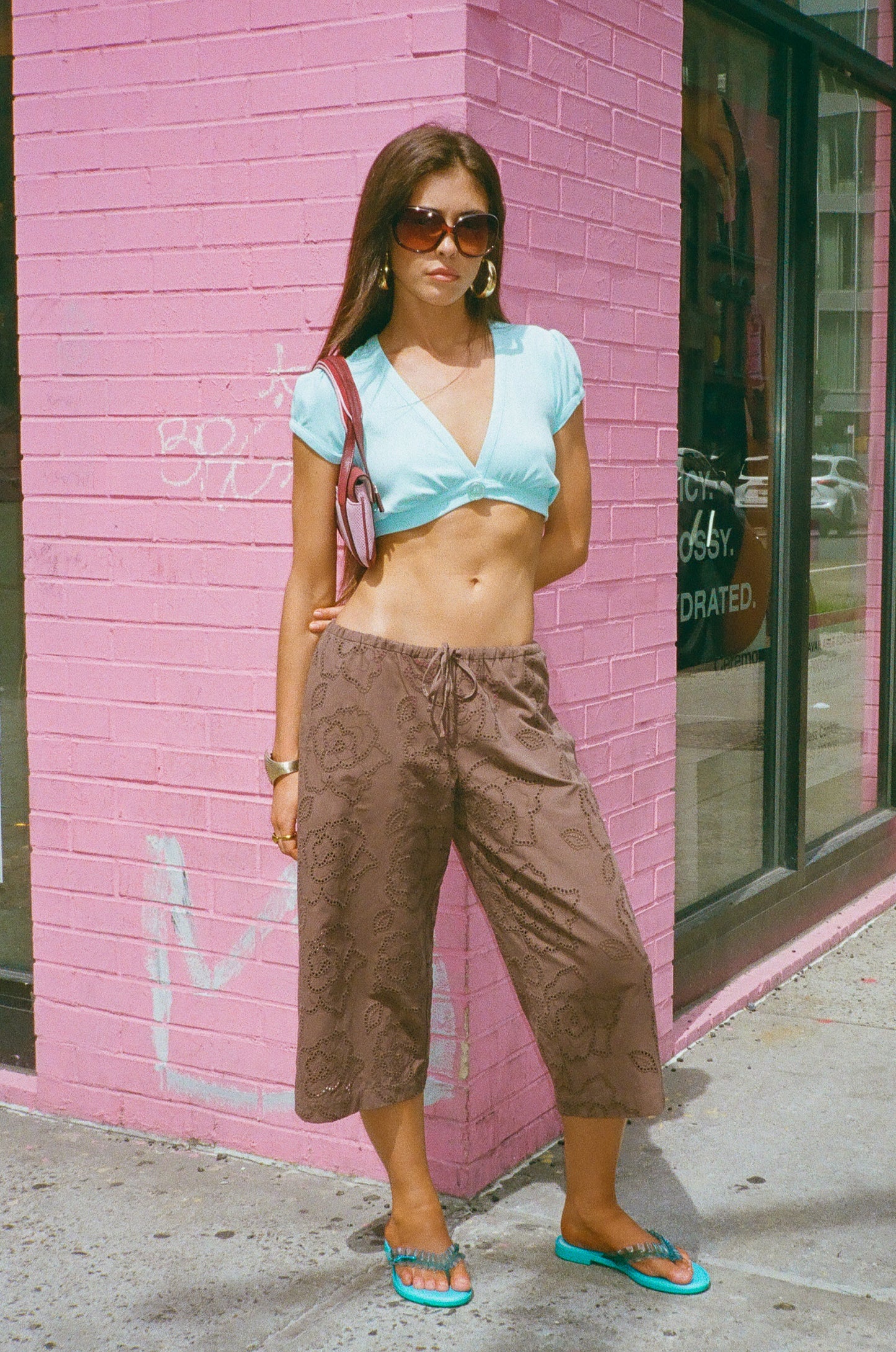 LILA CAPRI PANTS